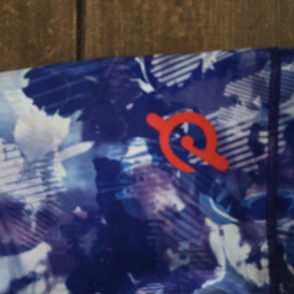 Peloton Women's Blue Moves Set Size Small - Picture 7 of 8